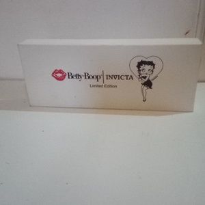 Betty snoop Invicta Watch